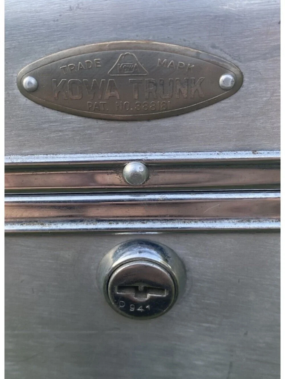 VTG KOWA TRUNK ALUMINUM  16x12x10, 2 Keys, Organizers, Pilot’s or Camera Case